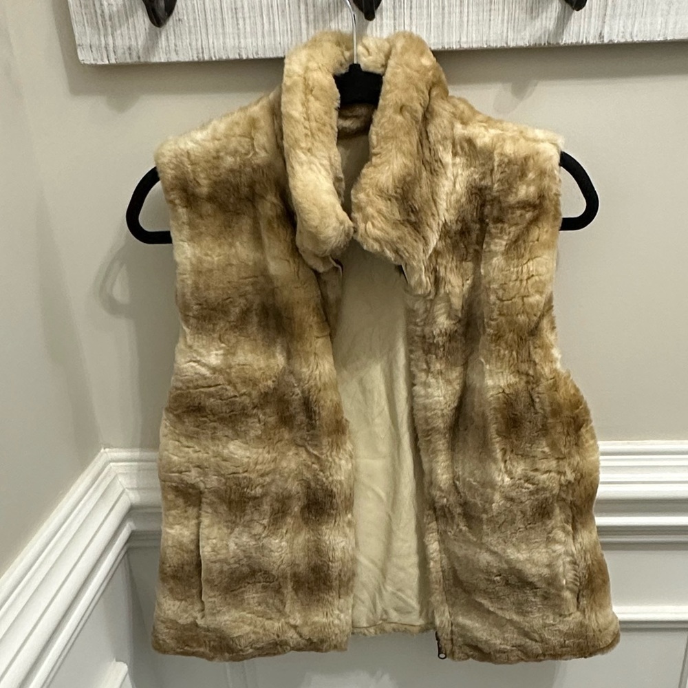Fuda Studio size S Faux-Fur Vest (reversible)
